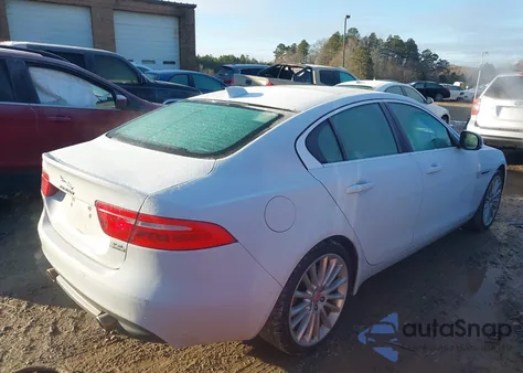 2018 Jaguar Xe 35T Portfolio Limited Edition from USA, damaged, VIN SAJAN4EVXJCP17217
